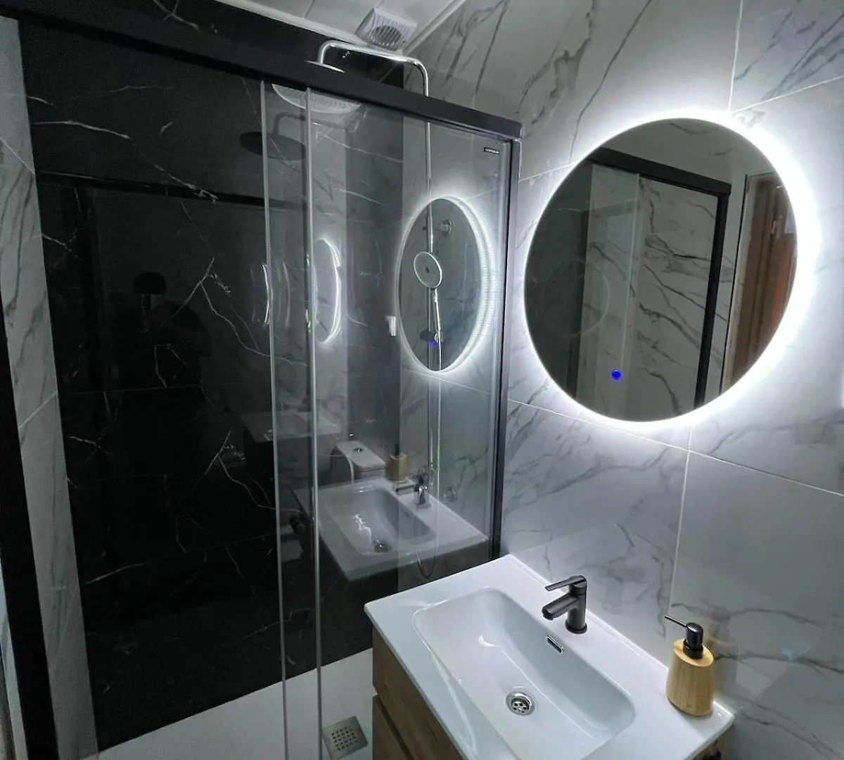 Modern Apartment Barcelona Badalona